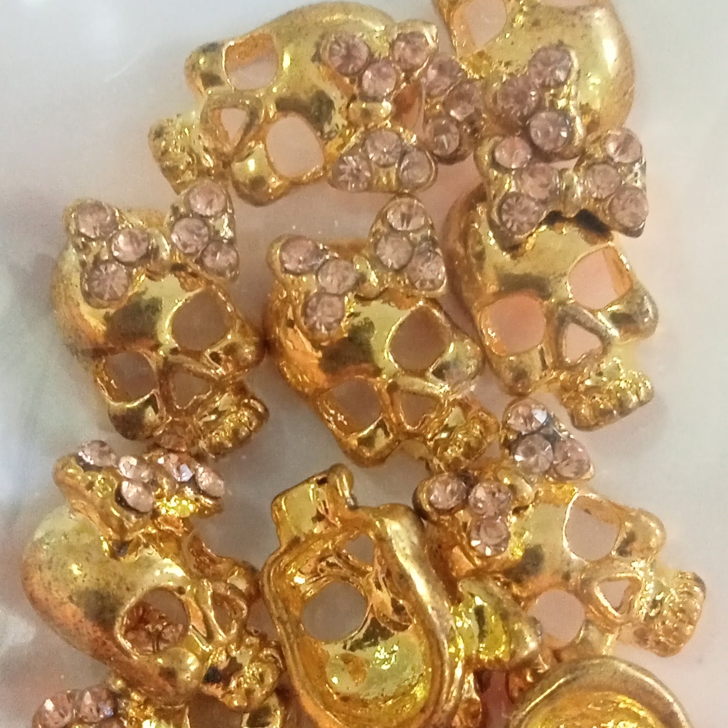 10x Gold Skulls