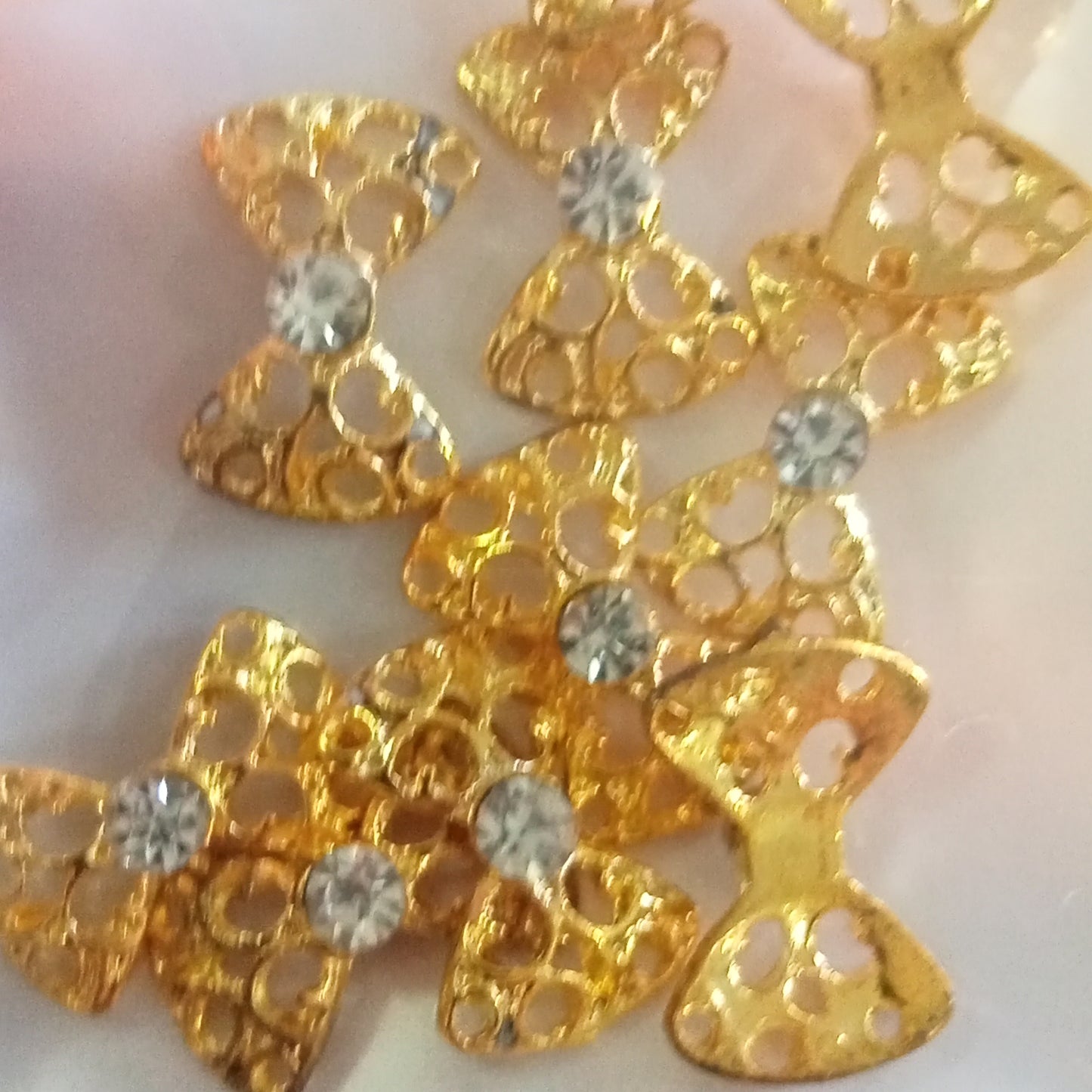 10x Gold Bows